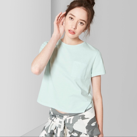 target cropped tee